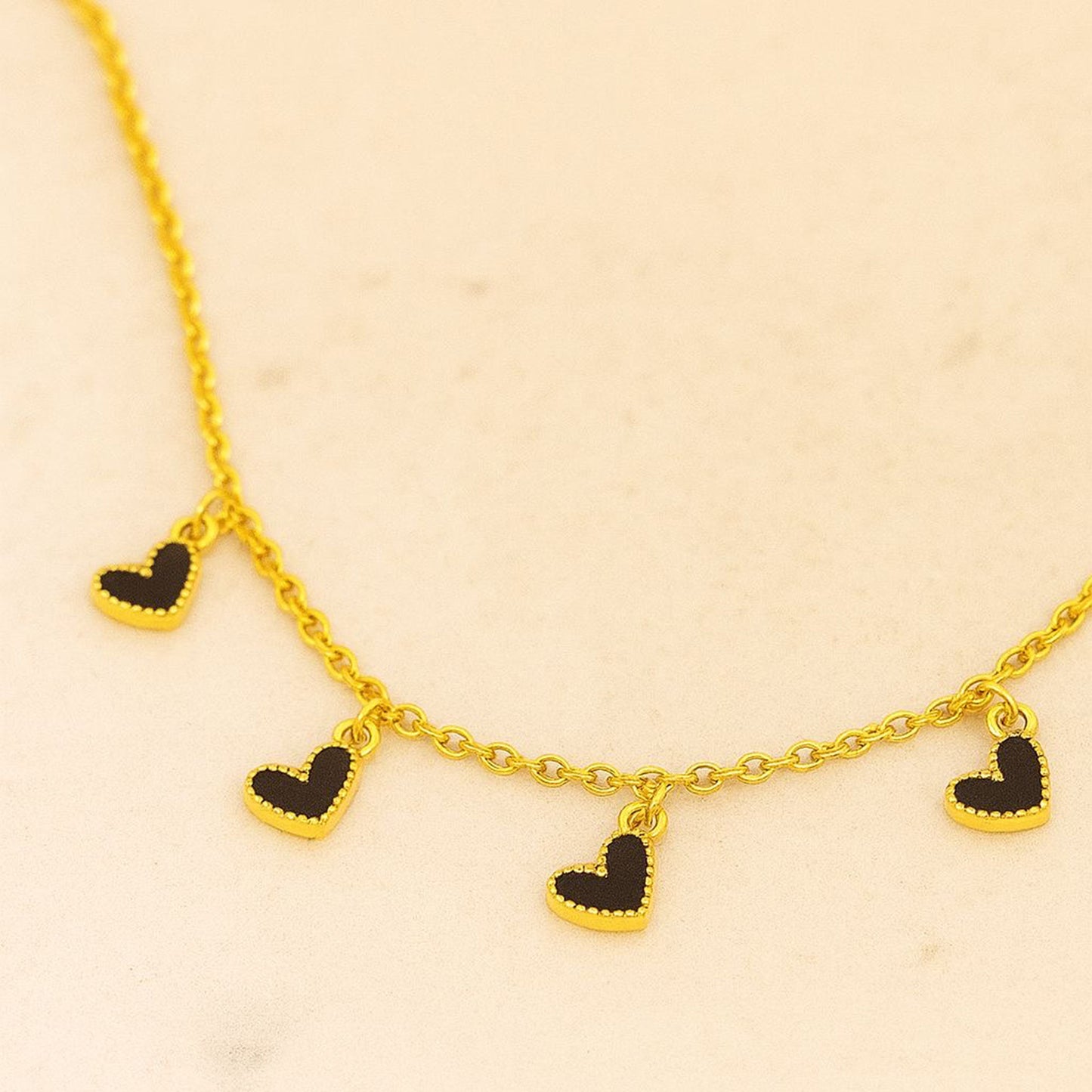 INYMA | Collar Corazoncitos