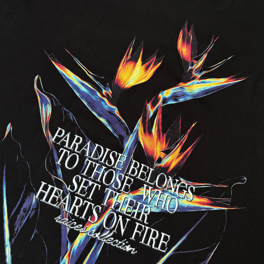 Raíces Collection | Paradise Hearts T Shirt - Negro